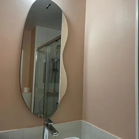 Apartamento D'architecte à 150 M De La