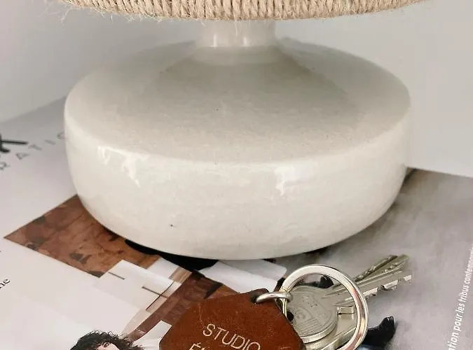 D'architecte A 150 M De La Apartment *